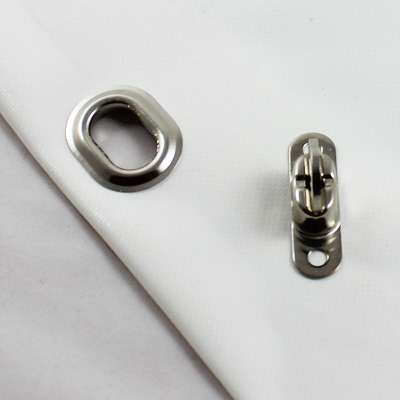 mit Saum und Ovalösen alle 50cm, weiß | PVC Planen nach Maß in der Schweiz